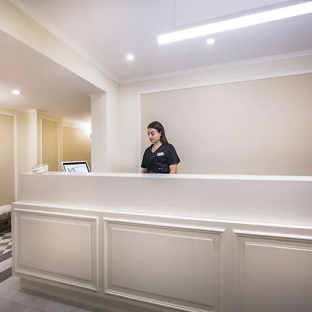 - Liburnia Hotell