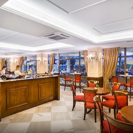 Hotell - Liburnia 4*