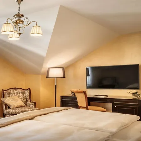 - Liburnia 4* Opatija