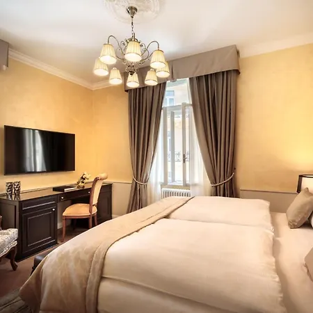 - Liburnia 4* Opatija